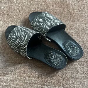 Vince Camuto Black and White Sandals